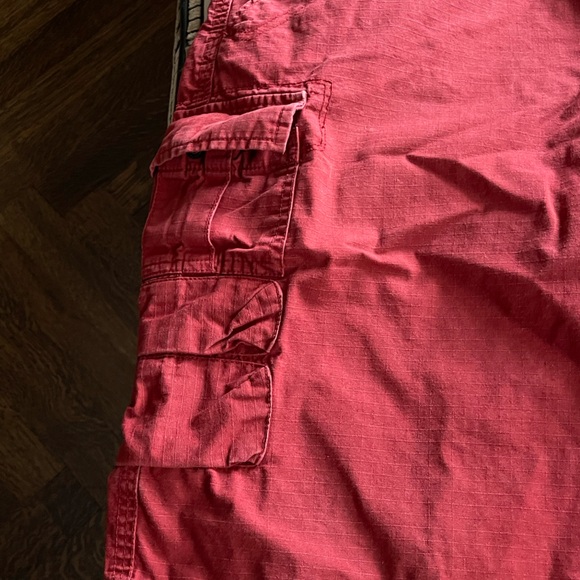 Polo Ralph Lauren Red Cargo Shorts - Picture 3 of 10